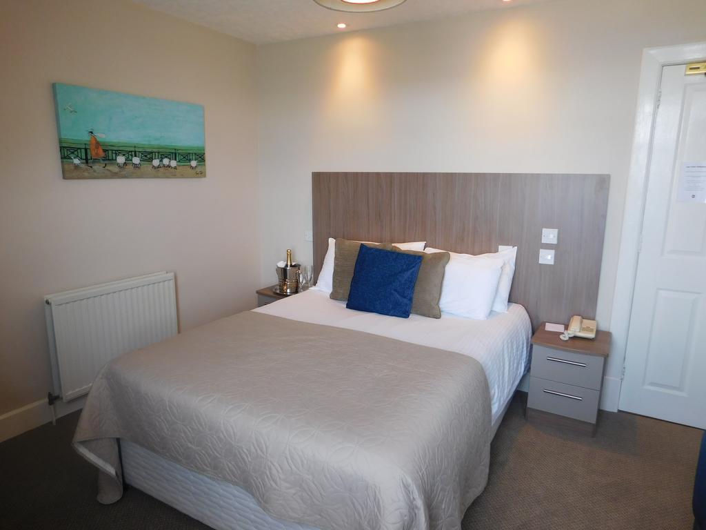 Cullen Bay Hotel Luaran gambar